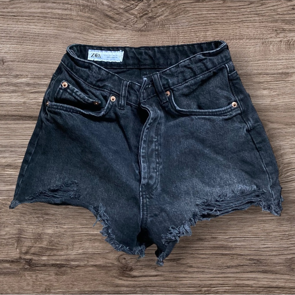 Zara Dark Wash Distressed Jean Shorts